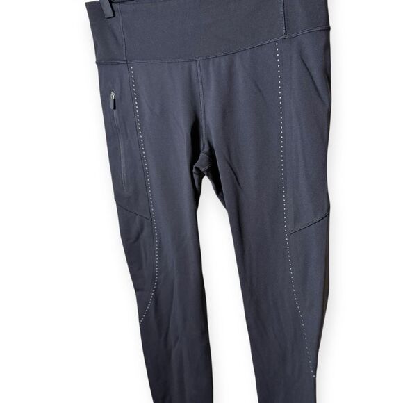 Lululemon Reflective Zipper Pocket Leggings - Picture 4 of 10